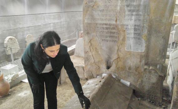 שקד עלתה לקברו של החתם סופר: "מאורע מרגש"