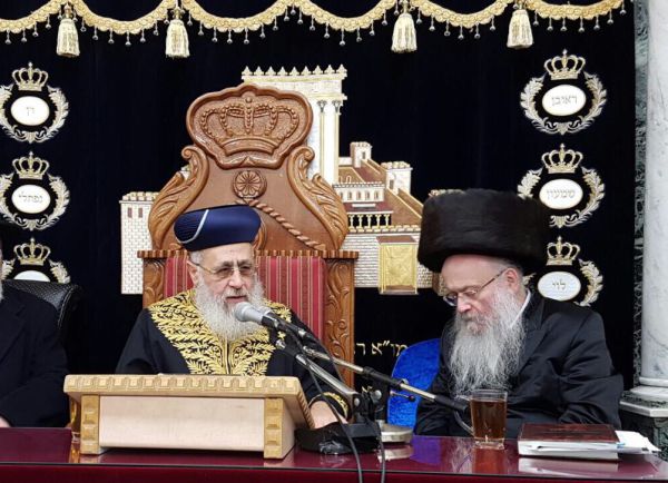 "רק שני רבנים תמכו בשינוי שלט הכניסה להר הבית"