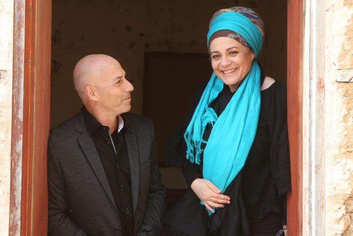 מוכרת לנו מפעם: דין דין אביב חוזרת בביצוע מחודש