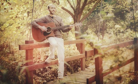 נטיעות והרב קוק: יוחאי בן אב"י משיק אלבום חדש ומרענן