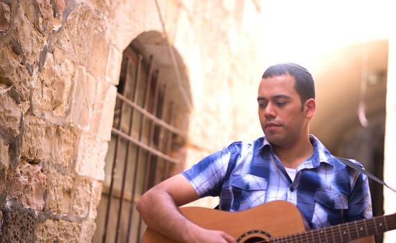 האזינו: מתי שריקי במסר מרגש למפוני עמונה