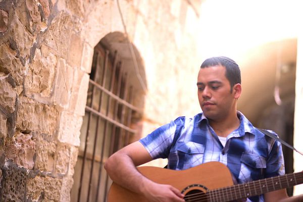 האזינו: מתי שריקי במסר מרגש למפוני עמונה