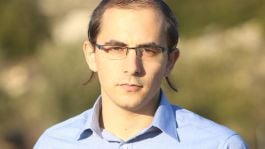 הרב אברהם סתיו הופתע: "אדם קם בבוקר ומגלה שהוא חרדי"