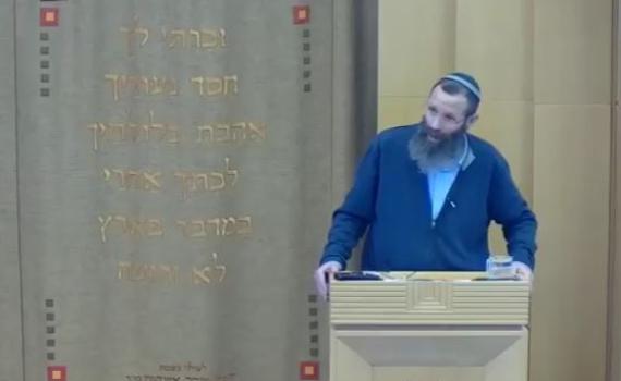 "שיגעו לנו את הילדות, מגייסים לנו אותן לצבא"