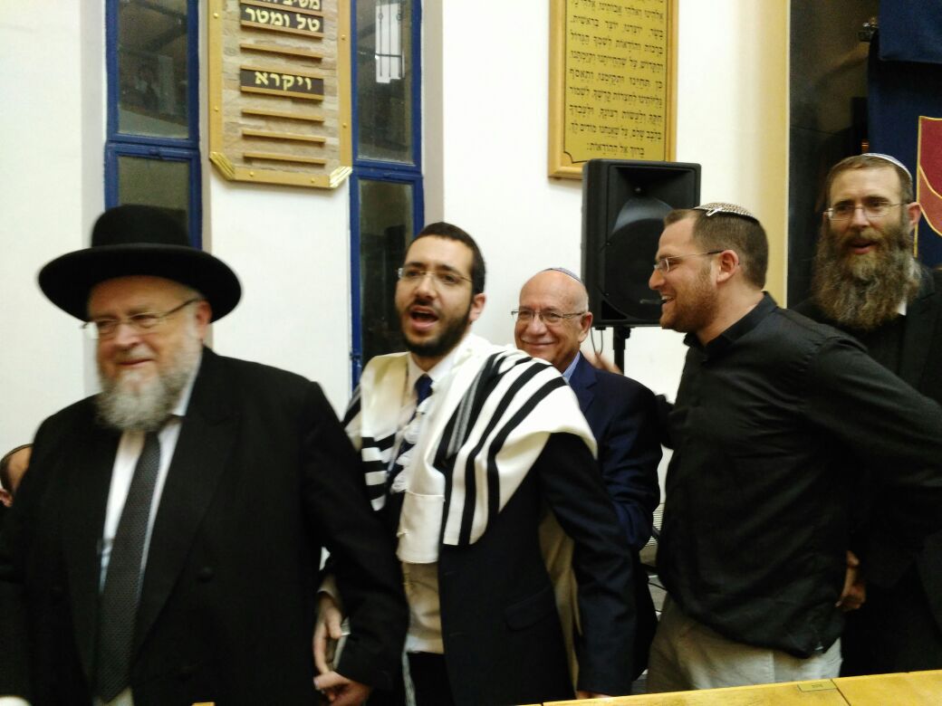 הרב אסף הר-נוי הוכתר כרב קהילת אדרת אליהו בגילה