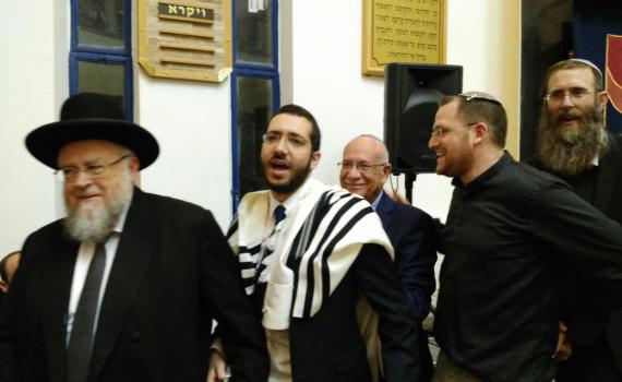 הרב אסף הר-נוי הוכתר כרב קהילת אדרת אליהו בגילה