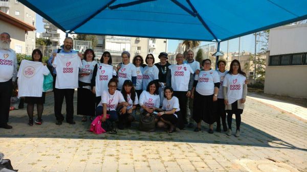 יום של חסד: פיקוח החמ"ד במחוז מרכז יצא להתנדבות עם מנהיגות צעירה מראשון לציון