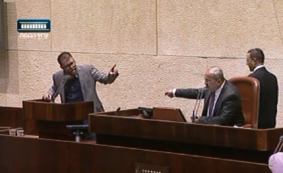 טיבי זרק מילה בערבית, אורן חזן יצא מכליו. צפו בעימות