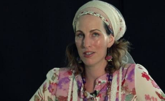 צפו: סיפורה של נערת המסיבות שלמדה קבלה