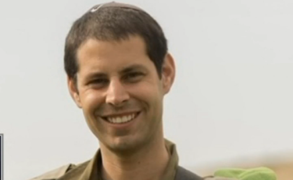 לחץ על המג"ד הסרוג לוותר על תפקידו