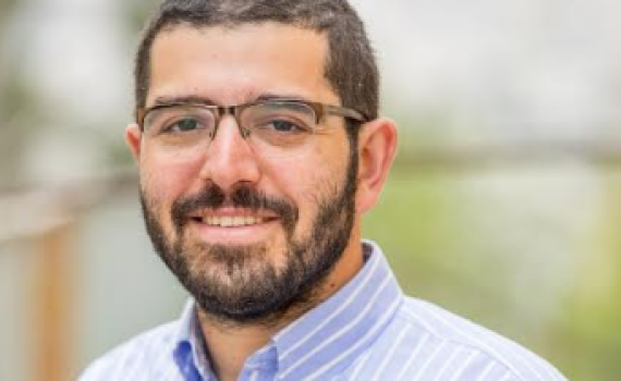 אלו אומרים כולה שלנו ואלו אומרים כולה שלנו