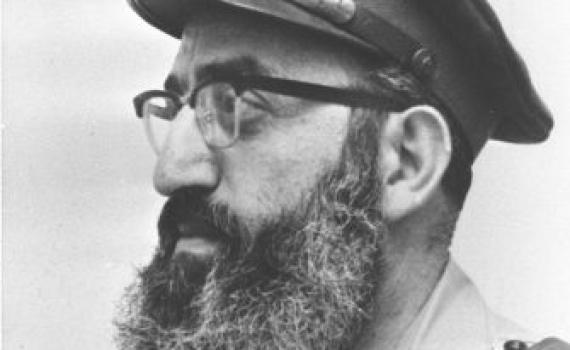 לא רק השופר בכותל: הרב שלמה גורן שלא הכרתם