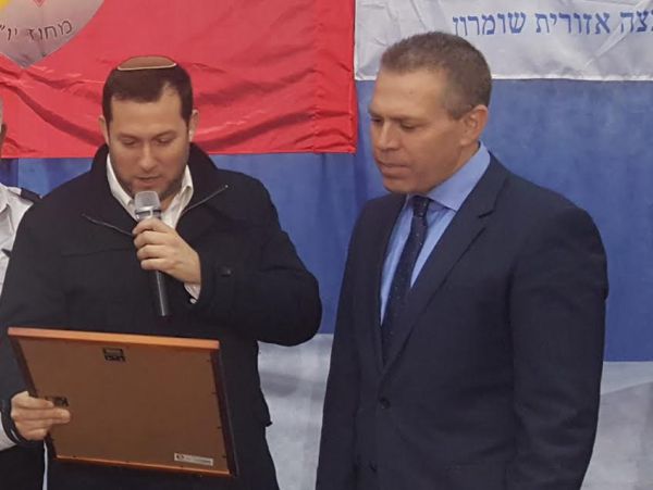 המדינה תאמץ את תכנית ההסברה של המוא"ז שומרון