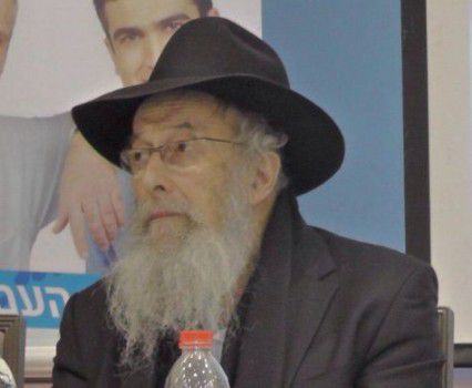 הרב טאו במתקפה על סמוטריץ': "פתח פה"