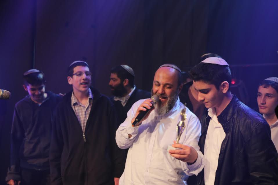 ​צפו: השיר שזכה בתחרות השירה בישיבה התיכונית