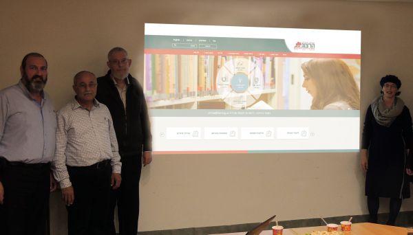 כשהמושג "למידה מקרוב" מקבל משמעות באקדמיה