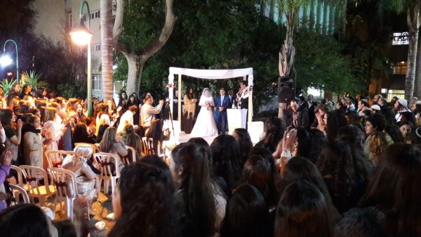 חסד אמיתי: חתונה לזוג גרים באולפנת כפר פינס