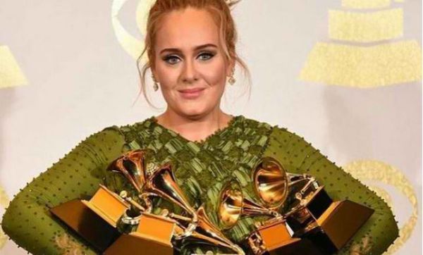 שוב תעלם? הזמרת האהובה בעולם בהודעה מאכזבת