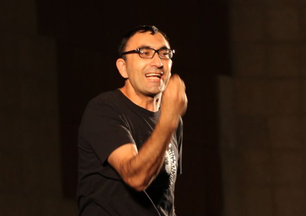 קורע: ישראל קטורזה בטיפים לחיי הנישואים. צפו