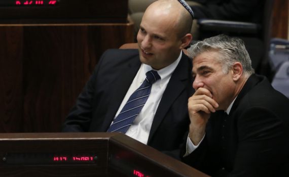 יעלון לא עובר, בנט ולפיד נוסקים, הרצוג מתרסק