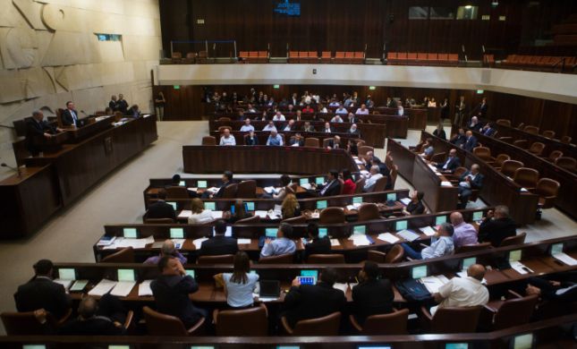  ביום האחרון של מושב הכנסת: אושר חוק השירות הלאומי