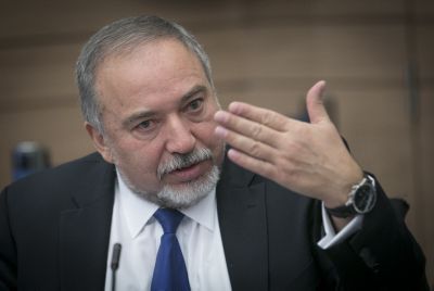 האיום של ליברמן לסגור את המכינה בעלי – ספין ריק