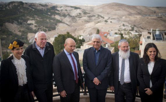 ממשלת ימין? חוק סיפוח מעלה אדומים נדחה לקיץ