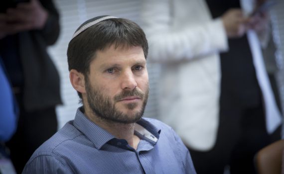 "עד היום חילקתם את הפרס לחברים שלכם"