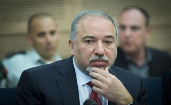 ליברמן שוב התקפל: סגירת ההסדר בעלי – בוטלה