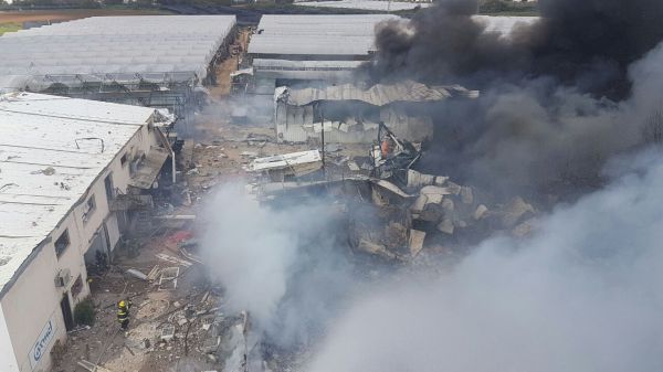 2 הרוגים בשריפה של מחסן זיקוקים בפורת