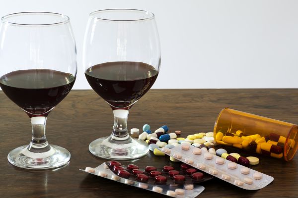 לקראת פורים: התרופות שאסור לערב עם אלכוהול