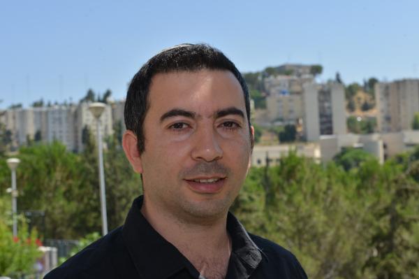 מה מביא לוחם בן 21 לירות לעצמו כדור בראש?