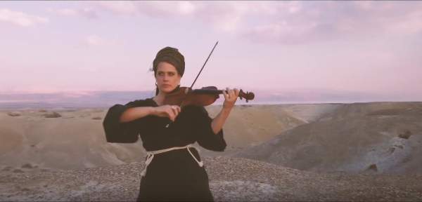 מדהים: נסיך מצרים בגרסת הכינור