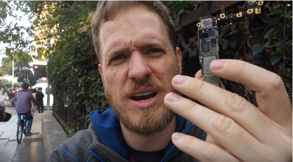 התערב שהוא יכול לייצר אייפון לבד וגילה נתון מפתיע