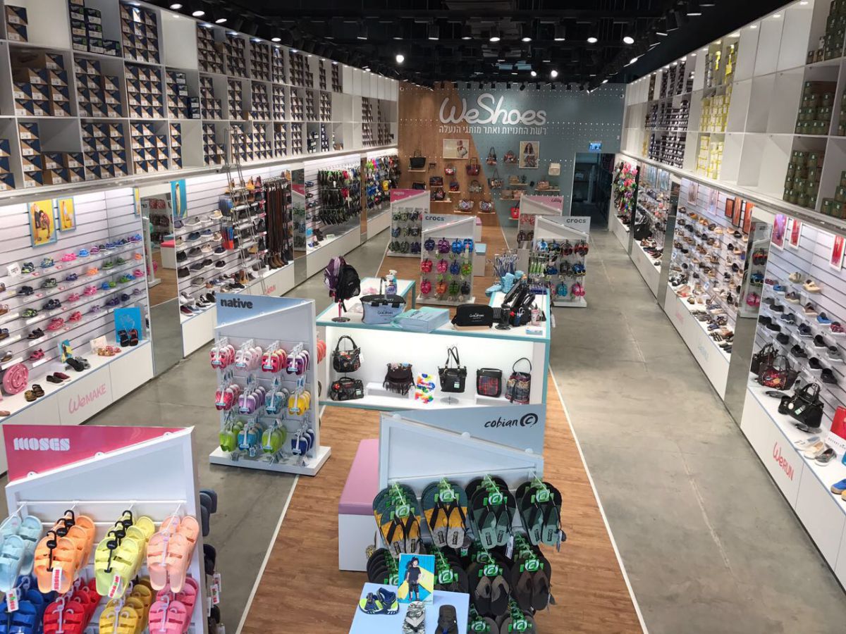 רשת חנויות קרוקס אנד מור תעבור מיתוג מחדש ותיקרא WeShoes