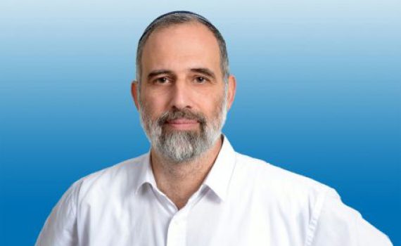 הרב זאגא עוקץ את בנט: "גילה את ה"וואטסאפ"