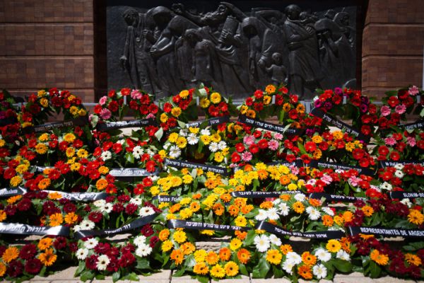 אירועי יום הזכרון לשואה ולגבורה התשע"ז