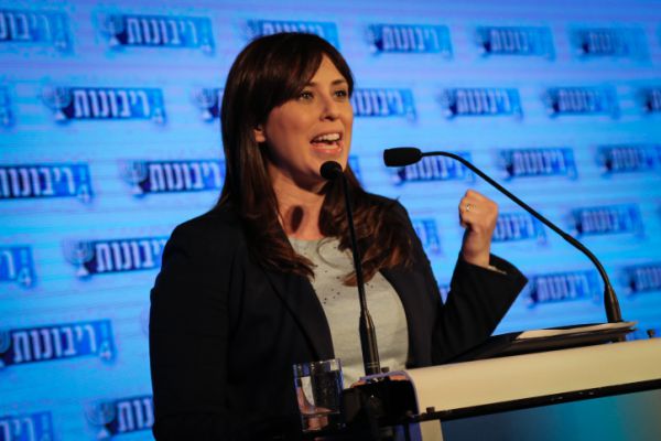 חוטובלי במתקפה על בנט: "אנטי מנהיגות"