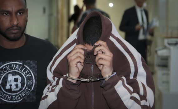 השב"כ: דקירת המנהלת בלוד הייתה פיגוע לאומני