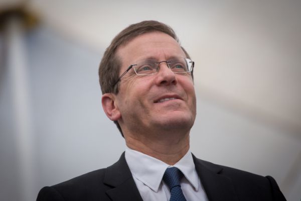 בגלל הופעה: הבחירות לראשות 'העבודה' נדחו ביום