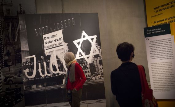 רוצחי יהודים במסע לפולין: "חלום למכחישי שואה"