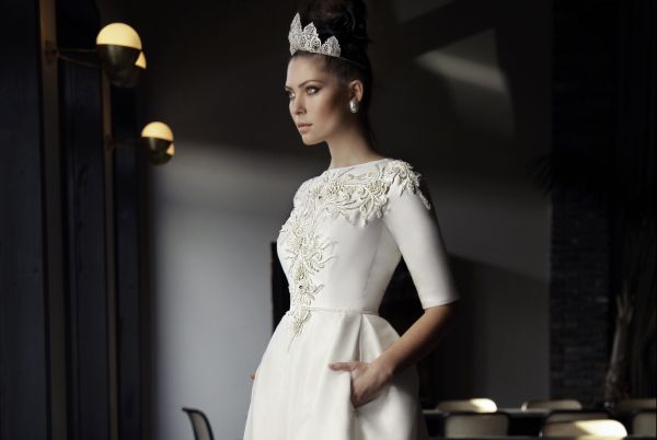 עוצרת בלבן: איך בוחרים את שמלת הכלה המושלמת?