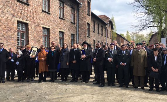 צפו בשידור ישיר: 'מסע החיים' בפולין