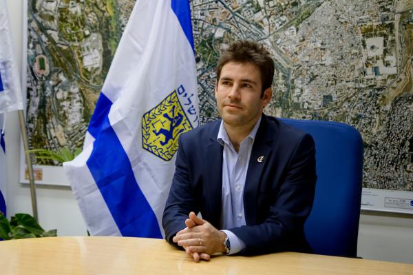 ברקוביץ' לסרוגים: ״אלקין מחזר אחרי הקול החרדי"