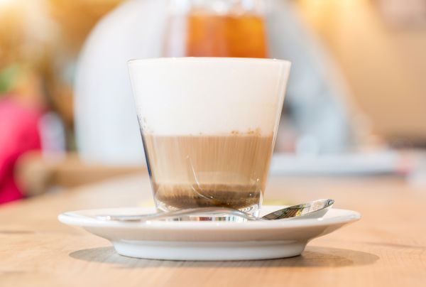 הרב שטרן הסיר את הכשרות מ'קפית' בעמק רפאים