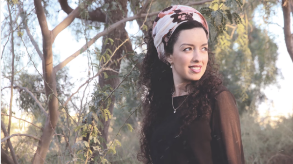 לא עוצרת ב'דה וויס': אוראל רוזיליו בסינגל חדש