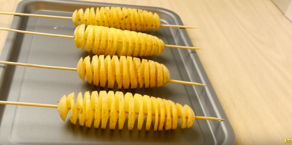 צפו: השיפוד שחייב להיכנס למדורה שלכם