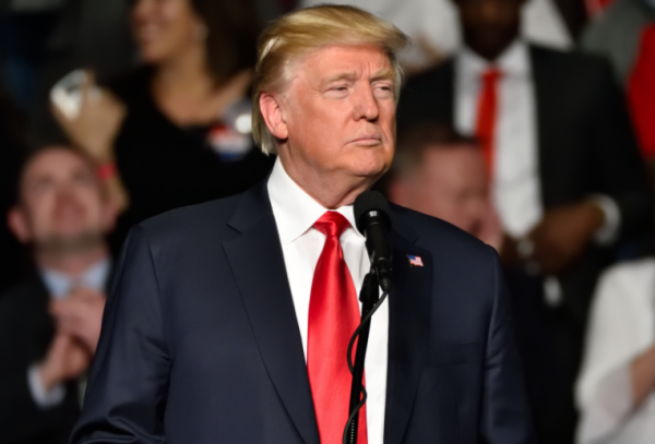 טראמפ פיטר את ראש ה-FBI שחשב שמדובר במתיחה