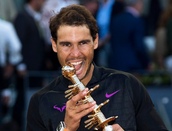 מי יעצור אותו? מלך החימר שובר כל שיא אפשרי