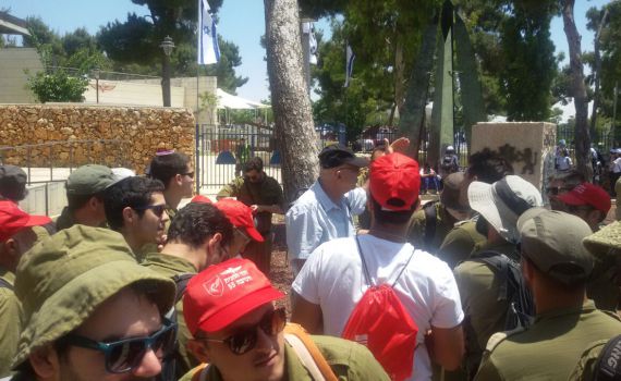 אחרי 50 שנה: הצנחנים שחזרו את המסלול לכותל